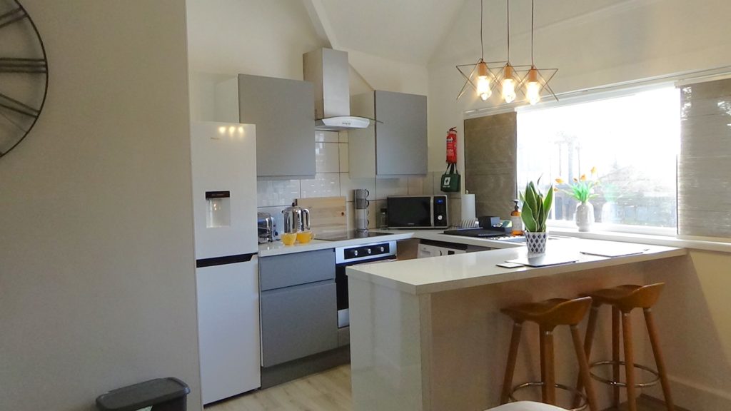 Moreton, Wirral – Freehold Shop & Apartment £230,000