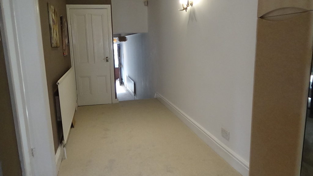 2 Bed Apartment To Let. 1c Crescent Walk, West Kirby, Wirral