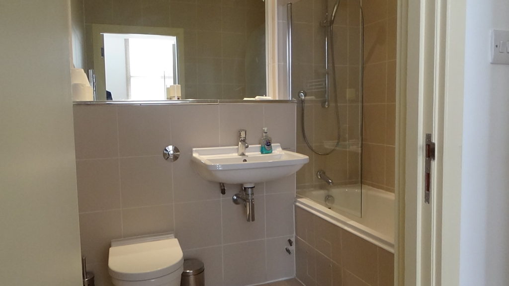 An Outstanding 2 Bedroom Duplex Apartment To Let Opposite Liverpool Waterfront An Outstanding 2 Bedroom Duplex Apartment To Let Opposite Liverpool Waterfront