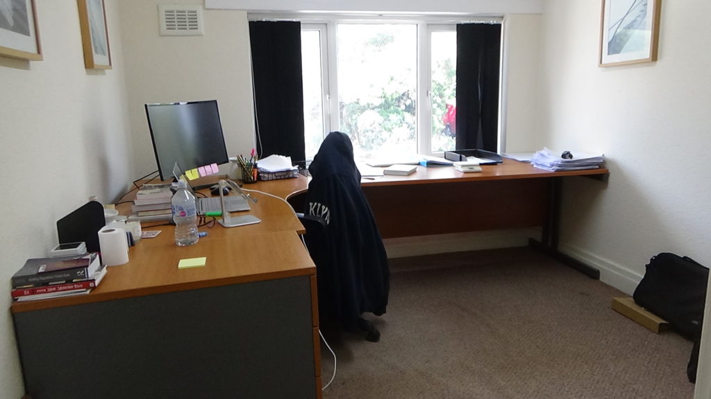 Self Contained Suite of Three First Floor Offices in Central Heswall, Wirral with Parking. Self Contained Suite of Three First Floor Offices in Central Heswall, Wirral with Parking.
